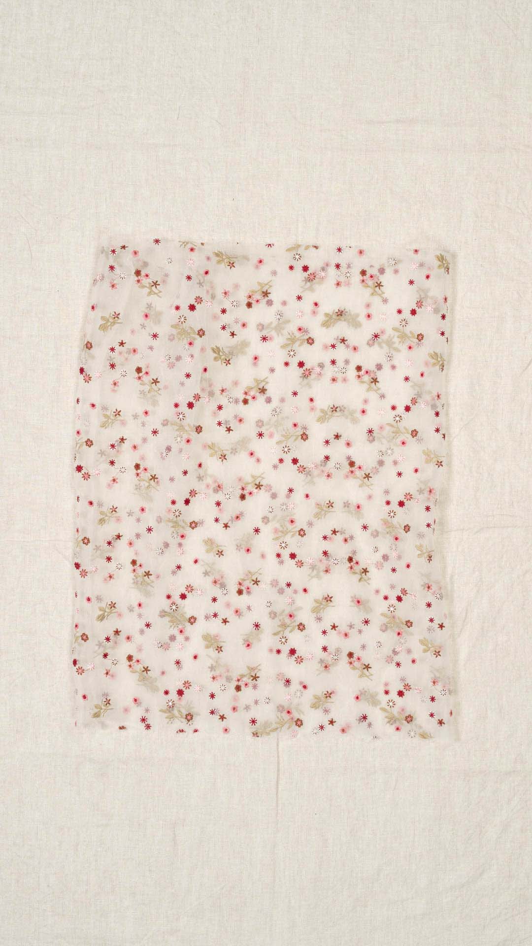 immagine cappa in tulle